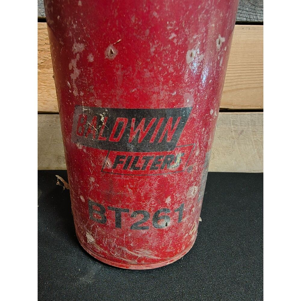 NEW - Baldwin BT261 Oil Filter - New old stock